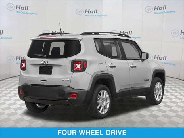 2022 Jeep Renegade Latitude 4x4 2022 Jeep Renegade Latitude 4x4
