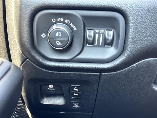 2026 Ram 1500 Big Horn Crew Cab 4x4 57 Box