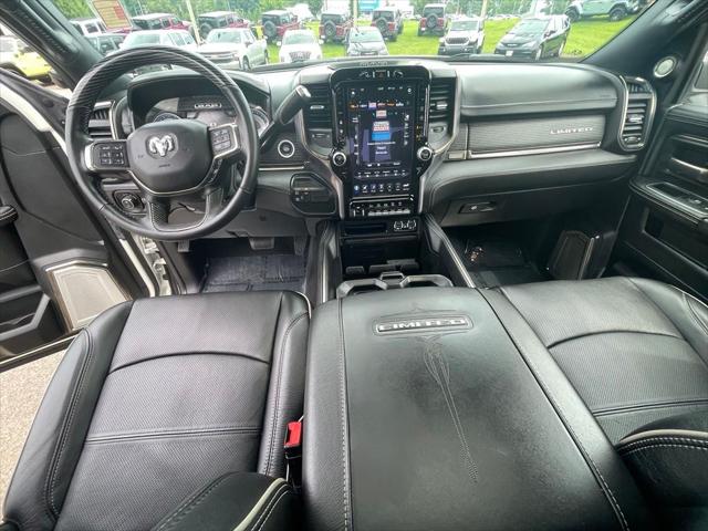 2020 RAM 3500 Limited Crew Cab 4x4 8 Box 2020 RAM 3500 Limited Crew Cab 4x4 8 Box