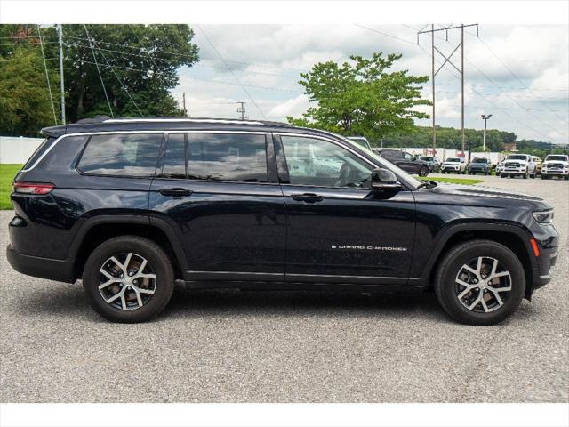 2023 Jeep Grand Cherokee L Limited 4x4 2023 Jeep Grand Cherokee L Limited 4x4