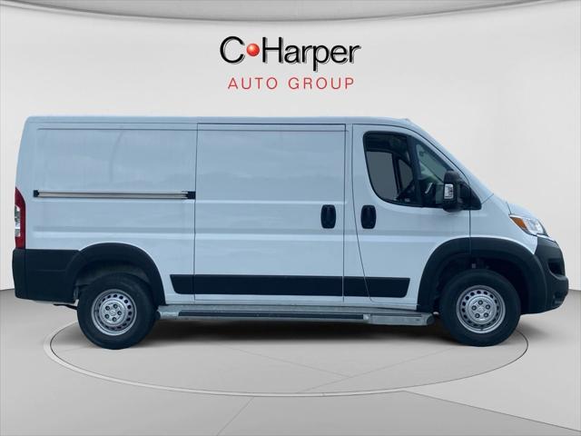2025 RAM ProMaster 2500 Cargo Van Tradesman Low Roof 136 WB w/Pass Seat