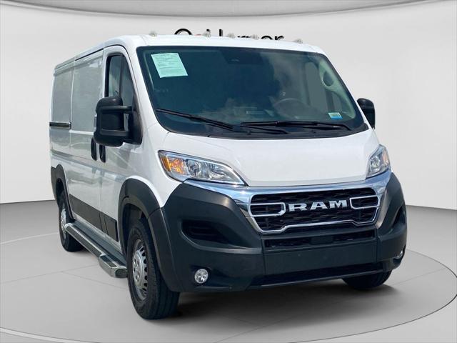 2025 RAM ProMaster 2500 Cargo Van Tradesman Low Roof 136 WB w/Pass Seat