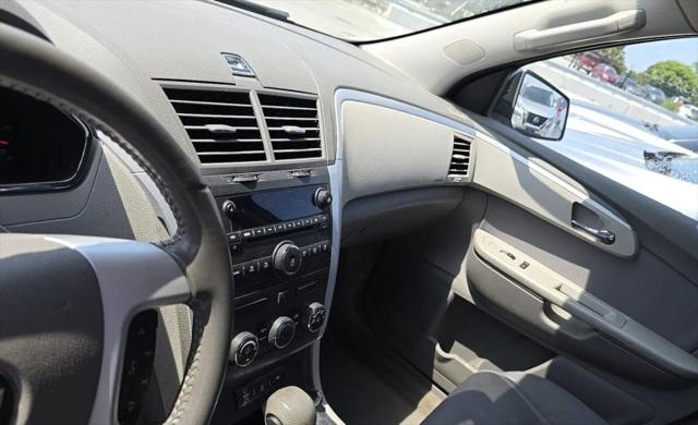 2012 Chevrolet Traverse LS
