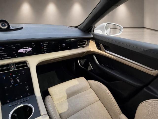 2021 Porsche Taycan Turbo