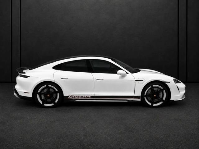 2021 Porsche Taycan Turbo