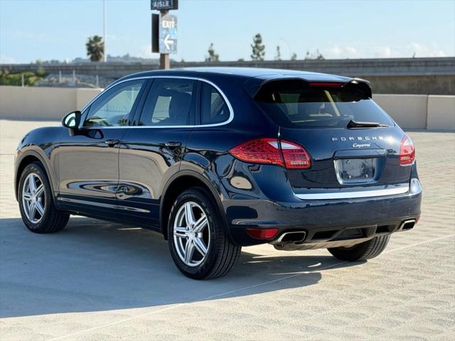 2011 Porsche Cayenne Base