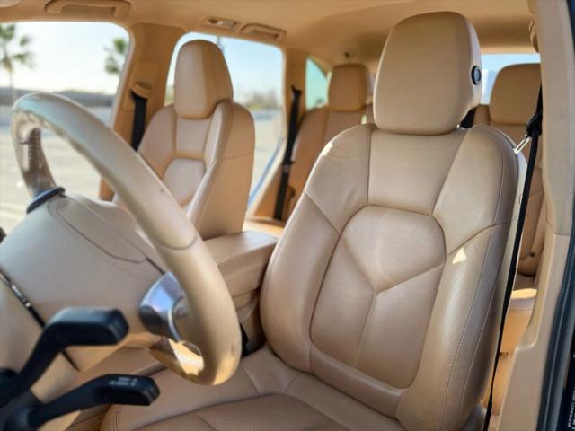 2011 Porsche Cayenne Base