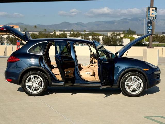 2011 Porsche Cayenne Base