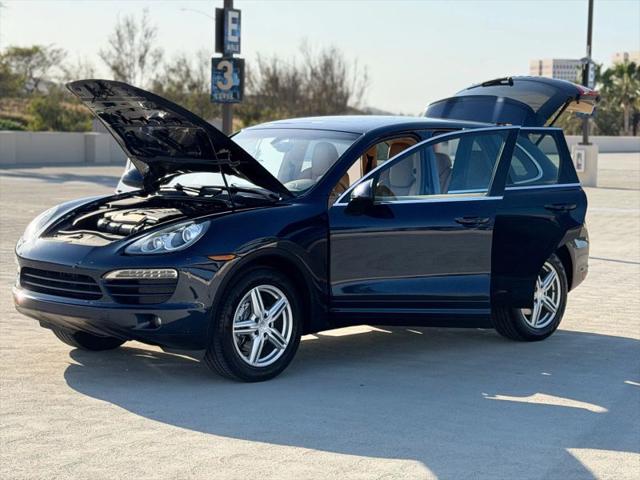 2011 Porsche Cayenne Base