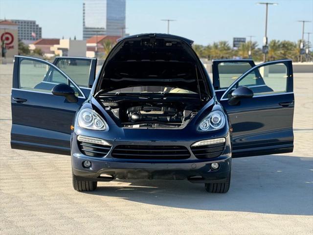2011 Porsche Cayenne Base