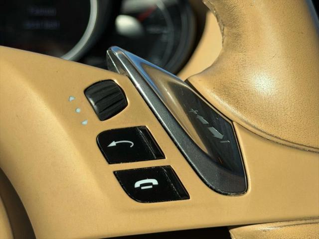 2011 Porsche Cayenne Base