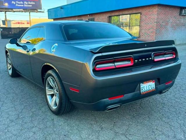 2019 Dodge Challenger SXT