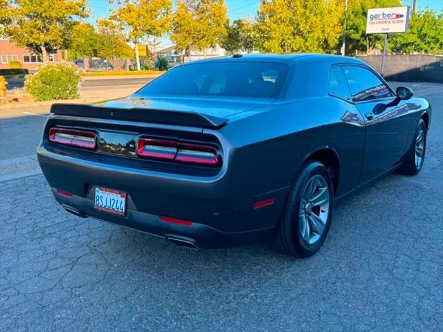 2019 Dodge Challenger SXT
