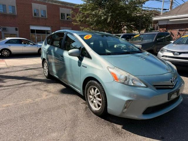 2013 Toyota Prius v Three for sale in Shelton, CT