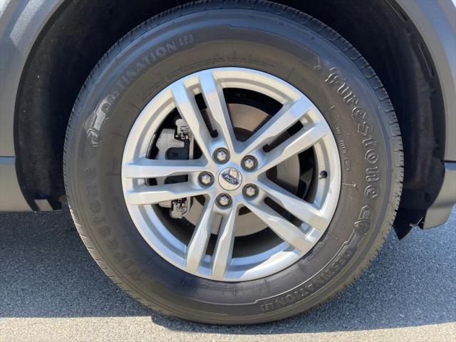 2022 Ford Explorer Base