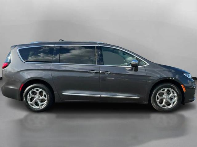 2021 Chrysler Pacifica Limited AWD