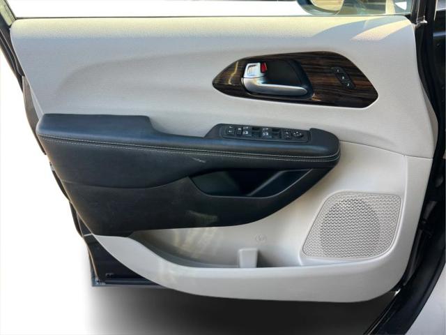 2021 Chrysler Pacifica Limited AWD