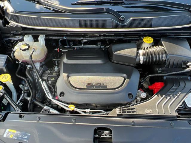 2021 Chrysler Pacifica Limited AWD