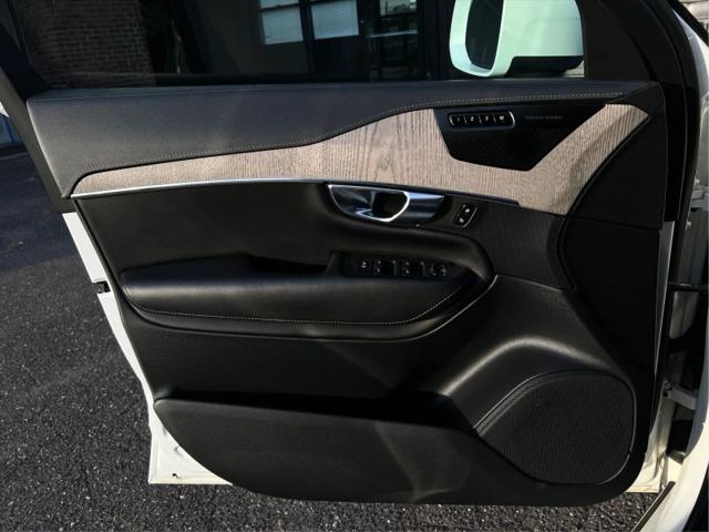 2021 Volvo XC90 T6 Inscription 7 Passenger