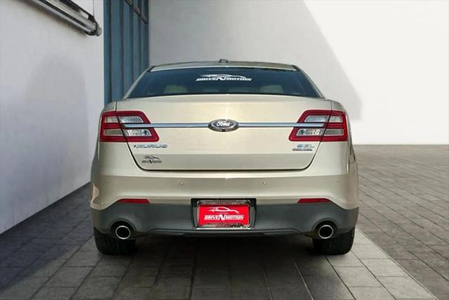2018 Ford Taurus SEL
