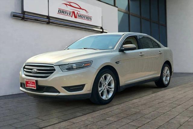 2018 Ford Taurus SEL