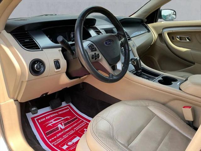 2018 Ford Taurus SEL