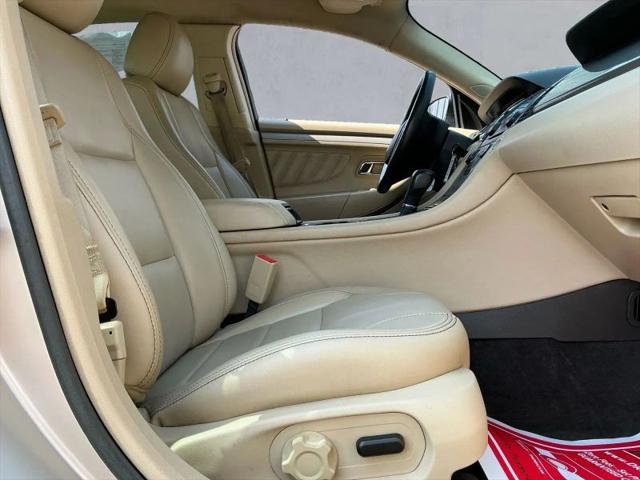 2018 Ford Taurus SEL