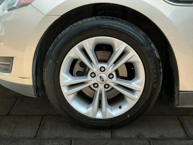 2018 Ford Taurus SEL