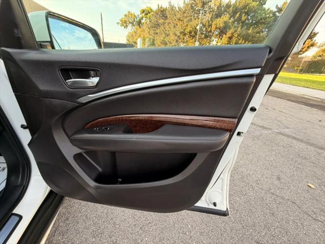 2017 Acura MDX w/Technology Package