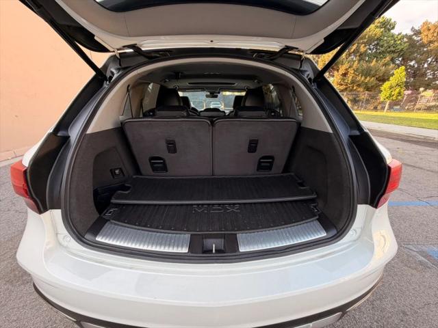 2017 Acura MDX w/Technology Package
