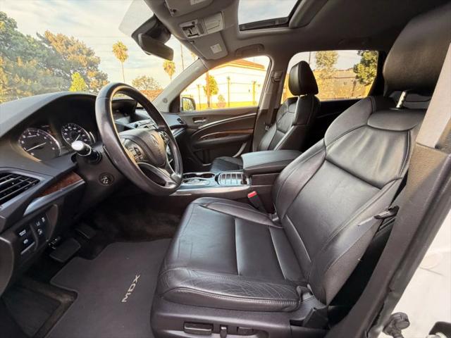 2017 Acura MDX w/Technology Package