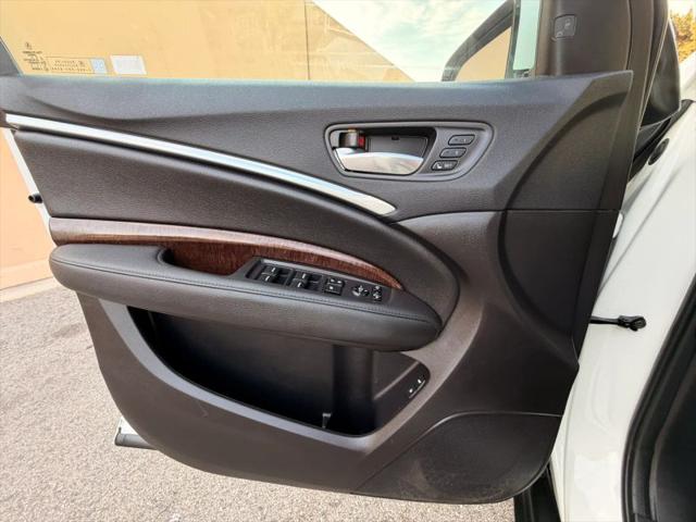 2017 Acura MDX w/Technology Package