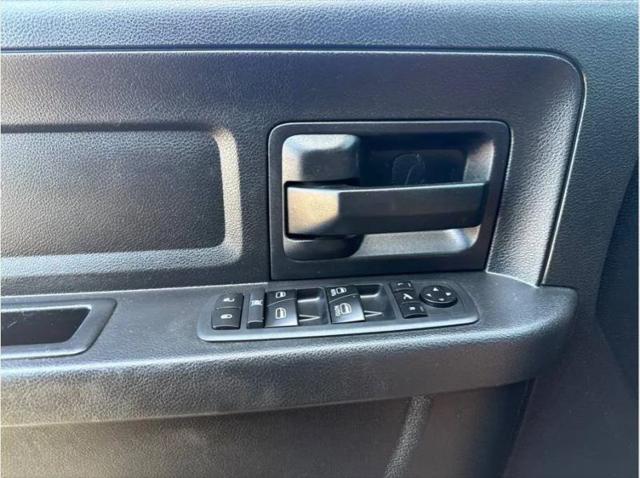 2017 Ram 1500 Tradesman Crew Cab 4x2 6'4" Box