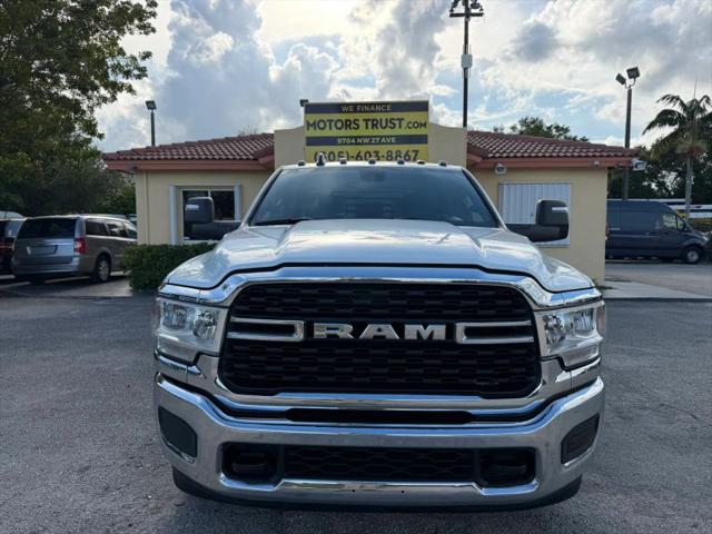2024 Ram 3500 Tradesman/SLT/Laramie/Limited