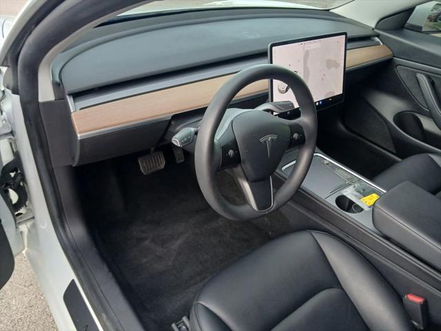 2021 Tesla Model 3 Standard Range Plus Rear-Wheel Drive