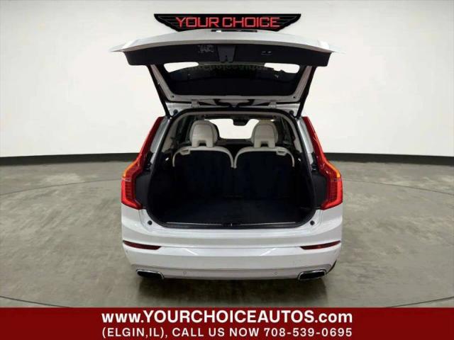 2021 Volvo XC90 T6 Momentum 7 Passenger
