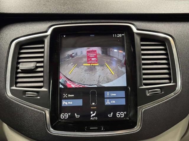 2021 Volvo XC90 T6 Momentum 7 Passenger
