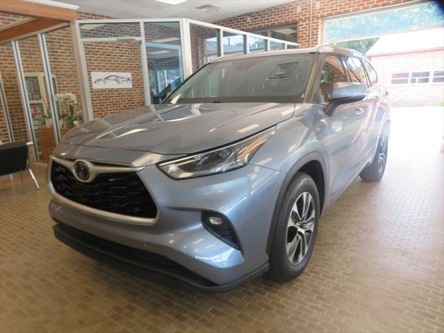 2021 Toyota Highlander XLE for sale in Marietta, GA