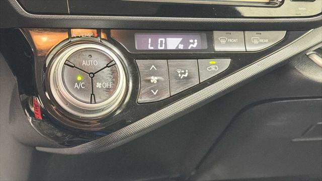 2015 Toyota Prius c Two