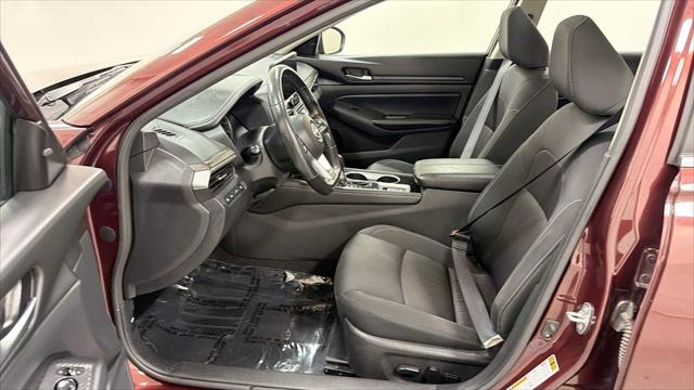 2024 Nissan Altima SV FWD