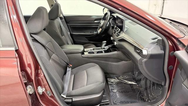 2024 Nissan Altima SV FWD