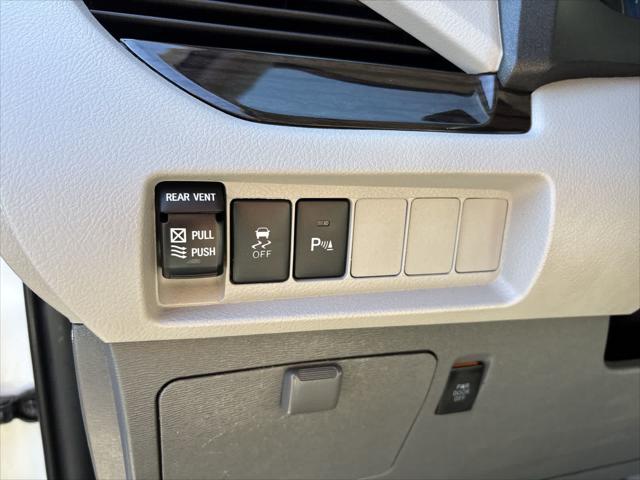 2020 Toyota Sienna XLE Premium