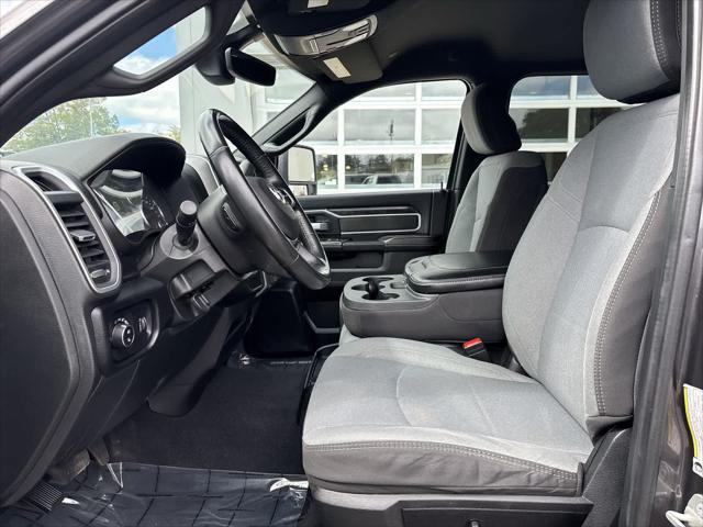 2024 Ram 3500 Big Horn Crew Cab 4x4 8 Box