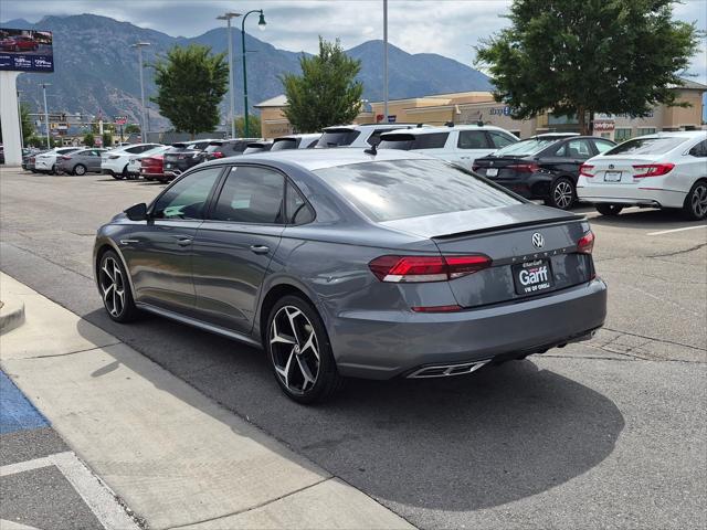 2021 Volkswagen Passat 2.0T R-Line