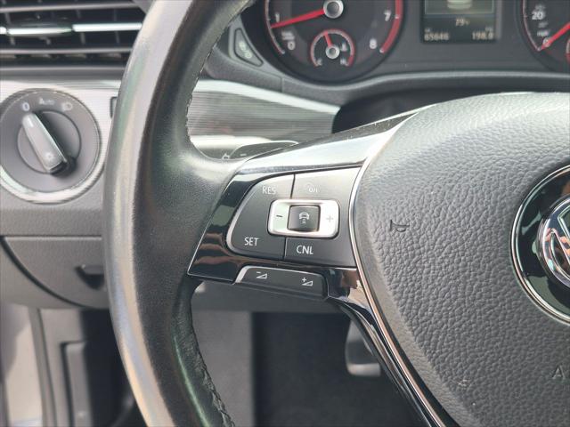2021 Volkswagen Passat 2.0T R-Line