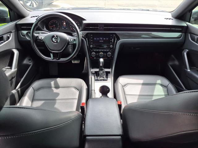 2021 Volkswagen Passat 2.0T R-Line