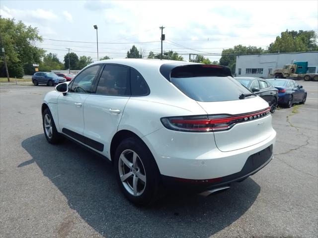 2021 Porsche Macan AWD