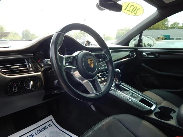 2021 Porsche Macan AWD