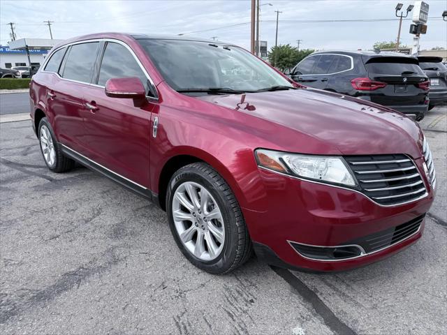 2018 Lincoln MKT Premiere