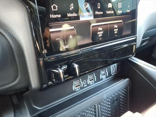 2026 Ram 1500 Laramie Crew Cab 4x4 57 Box